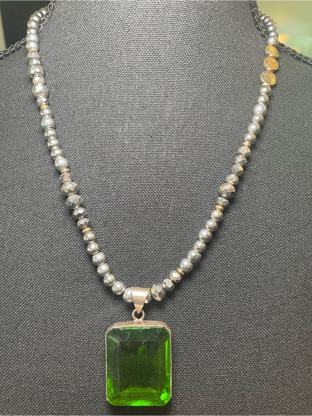 Emerald Green  Crystal Pendant Necklace - Women's Jewelry